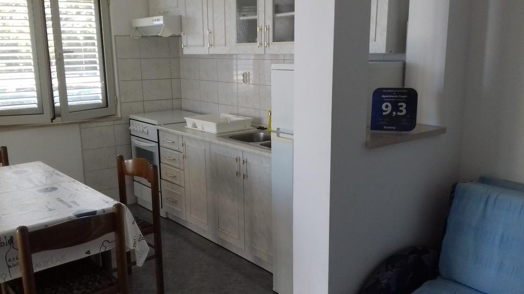 Apartments Gugic Prigradica Ngoại thất bức ảnh